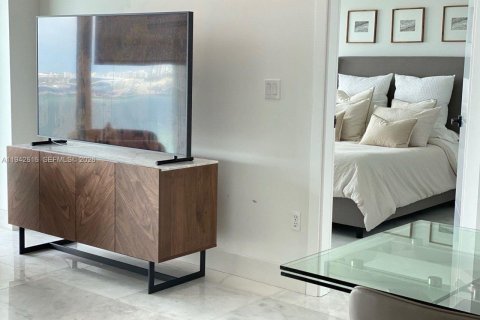 Снять в аренду кондоминиум в Майами, Флорида 2 спальни, 89.19м2, № 1999675 - фото 8