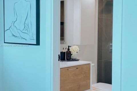 Снять в аренду кондоминиум в Майами, Флорида 2 спальни, 89.19м2, № 1999675 - фото 27