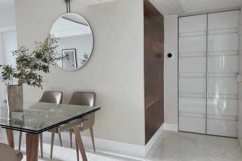 Снять в аренду кондоминиум в Майами, Флорида 2 спальни, 89.19м2, № 1999675 - фото 4