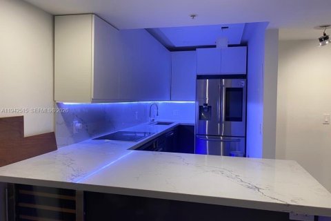 Снять в аренду кондоминиум в Майами, Флорида 2 спальни, 89.19м2, № 1999675 - фото 16