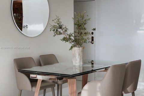 Снять в аренду кондоминиум в Майами, Флорида 2 спальни, 89.19м2, № 1999675 - фото 14