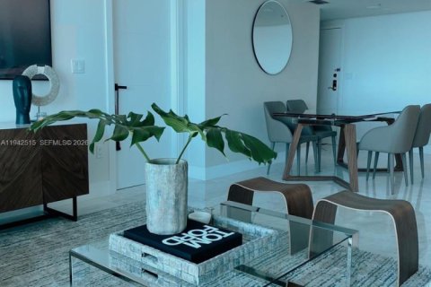 Снять в аренду кондоминиум в Майами, Флорида 2 спальни, 89.19м2, № 1999675 - фото 20