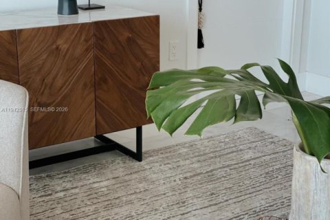 Снять в аренду кондоминиум в Майами, Флорида 2 спальни, 89.19м2, № 1999675 - фото 9