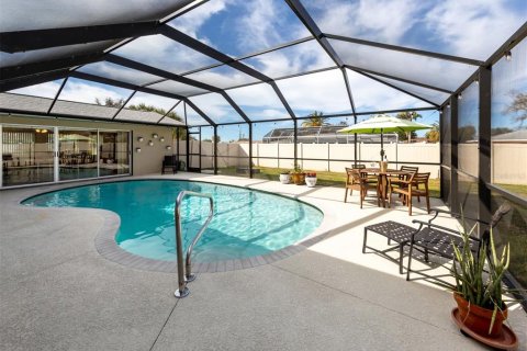 House in Venice, Florida 3 bedrooms, 168.06 sq.m. № 1529673 - photo 27