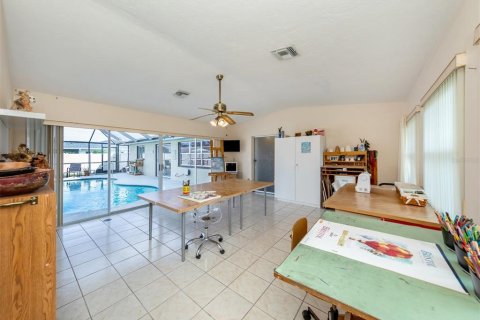 House in Venice, Florida 3 bedrooms, 168.06 sq.m. № 1529673 - photo 23