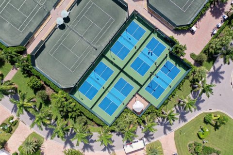 Condo in Jupiter, Florida, 2 bedrooms  № 1174632 - photo 1