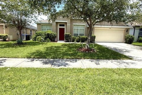 House in Kissimmee, Florida 4 bedrooms, 213.49 sq.m. № 1796886 - photo 5