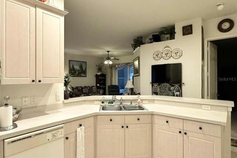House in Kissimmee, Florida 4 bedrooms, 213.49 sq.m. № 1796886 - photo 19