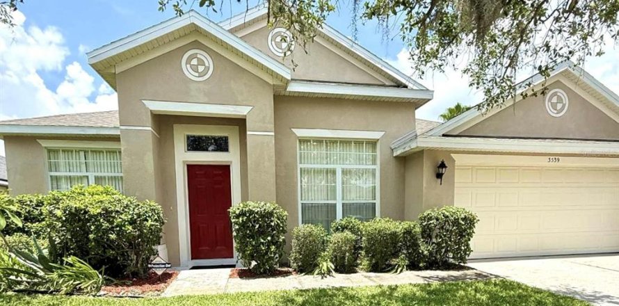 House in Kissimmee, Florida 4 bedrooms, 213.49 sq.m. № 1796886