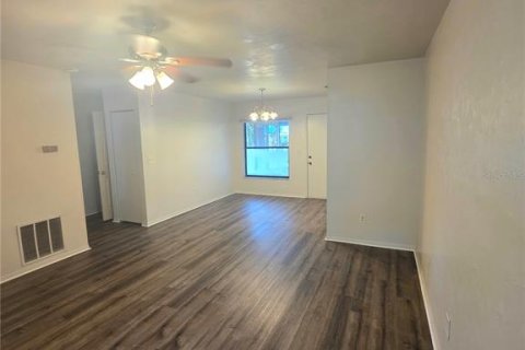 House in Ocala, Florida 3 bedrooms, 88.26 sq.m. № 1906875 - photo 4