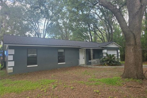 House in Ocala, Florida 3 bedrooms, 88.26 sq.m. № 1906875 - photo 1