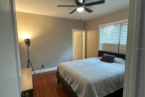 House in Tampa, Florida 2 bedrooms, 111.11 sq.m. № 2334194 - photo 25