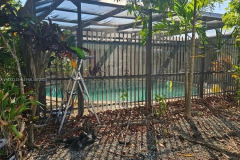 Casa en venta en Miami, Florida, 4 dormitorios, 167.5 m2 № 2035262 - foto 7