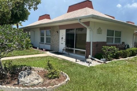 Copropriété à vendre à Holiday, Floride: 2 chambres, 71.35 m2 № 1916855 - photo 1