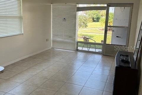 Copropriété à vendre à Holiday, Floride: 2 chambres, 71.35 m2 № 1916855 - photo 11