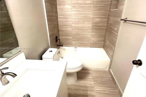 Adosado en alquiler en Homestead, Florida, 2 dormitorios, 122.07 m2 № 1799028 - foto 19