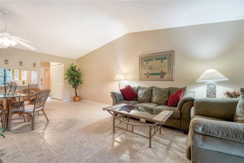 Condo in Sarasota, Florida, 2 bedrooms № 2116759 - photo 12