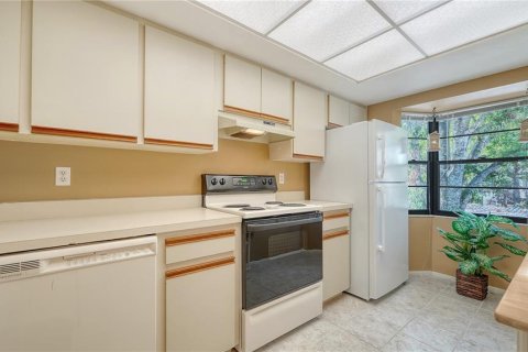 Condo in Sarasota, Florida, 2 bedrooms № 2116759 - photo 16