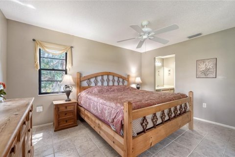 Condo in Sarasota, Florida, 2 bedrooms № 2116759 - photo 21
