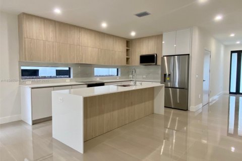 Townhouse in Fort Lauderdale, Florida 3 bedrooms № 1825784 - photo 8