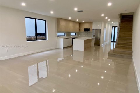 Townhouse in Fort Lauderdale, Florida 3 bedrooms № 1825784 - photo 12