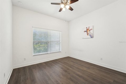 House in Lutz, Florida 5 bedrooms, 310.01 sq.m. № 2155927 - photo 19