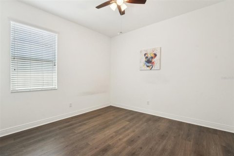 House in Lutz, Florida 5 bedrooms, 310.01 sq.m. № 2155927 - photo 21