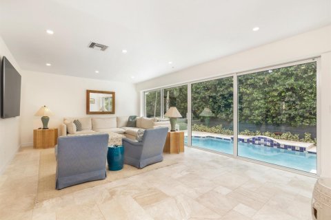 Villa ou maison à louer à West Palm Beach, Floride: 5 chambres, 316.24 m2 № 2389564 - photo 8