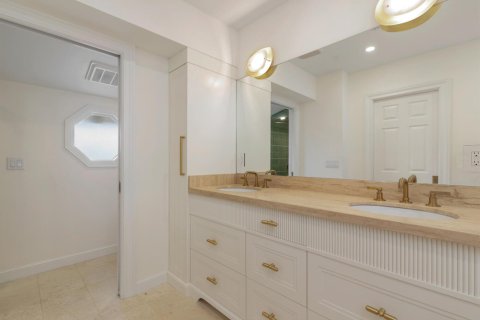 Villa ou maison à louer à West Palm Beach, Floride: 5 chambres, 316.24 m2 № 2389564 - photo 21