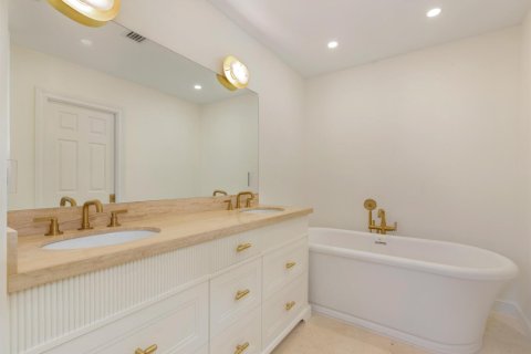 Villa ou maison à louer à West Palm Beach, Floride: 5 chambres, 316.24 m2 № 2389564 - photo 20