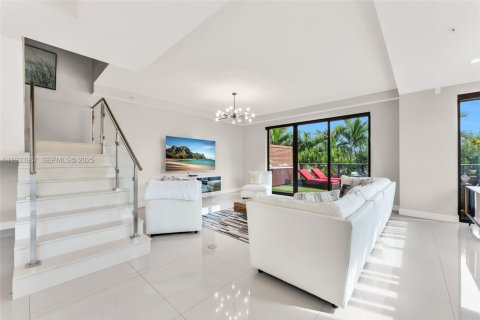 Condominio en venta en Fort Lauderdale, Florida, 3 dormitorios, 220.46 m2 № 1992298 - foto 16