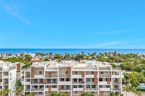 Condominio en venta en Fort Lauderdale, Florida, 3 dormitorios, 220.46 m2 № 1992298 - foto 3