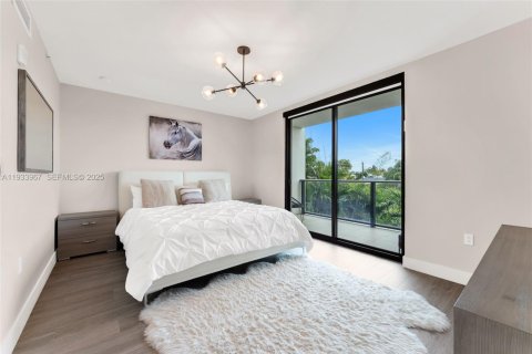 Condominio en venta en Fort Lauderdale, Florida, 3 dormitorios, 220.46 m2 № 1992298 - foto 20