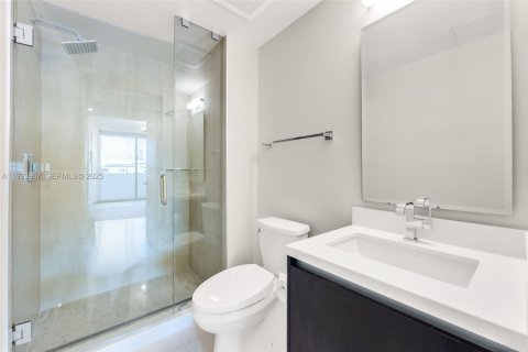 Condominio en venta en Fort Lauderdale, Florida, 3 dormitorios, 220.46 m2 № 1992298 - foto 27