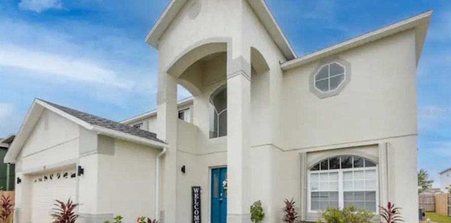 Villa ou maison à Kissimmee, Floride 4 chambres, 264.49 m2 № 1815684