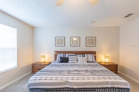 Villa ou maison à vendre à Kissimmee, Floride: 4 chambres, 264.49 m2 № 1815684 - photo 19