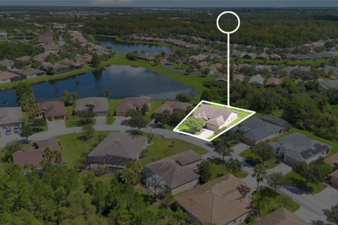 House in Poinciana, Florida 2 bedrooms, 155.43 sq.m. № 2396259 - photo 24