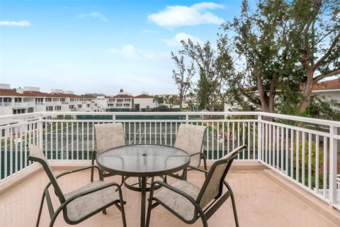 Condo in Longboat Key, Florida, 2 bedrooms  № 1718941 - photo 13