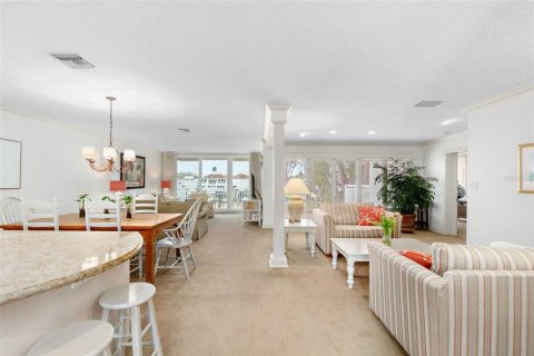 Condo in Longboat Key, Florida, 2 bedrooms  № 1718941 - photo 12