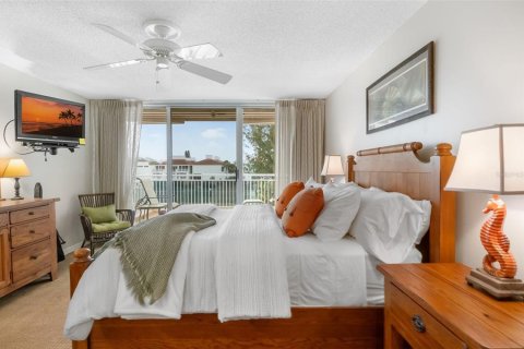 Condo in Longboat Key, Florida, 2 bedrooms  № 1718941 - photo 26