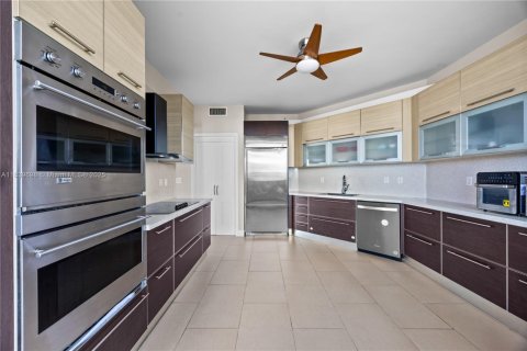 Condominio en venta en Miami Beach, Florida, 3 dormitorios, 217.39 m2 № 1830604 - foto 5
