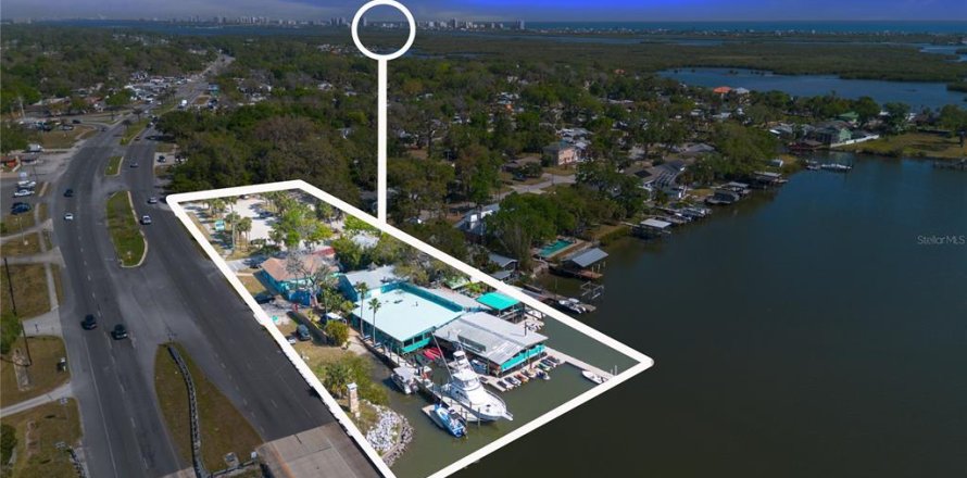 Commercial property in Port Orange, Florida 723.15 sq.m. № 1803021