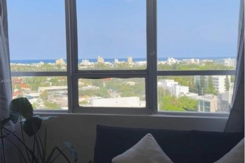Studio in the Condo in Miami Beach, Florida № 2075279