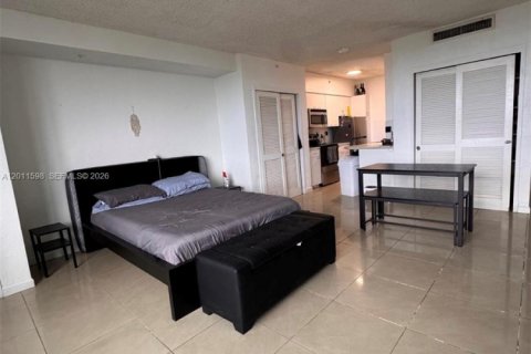Condo in Miami Beach, Florida  № 2075279 - photo 5