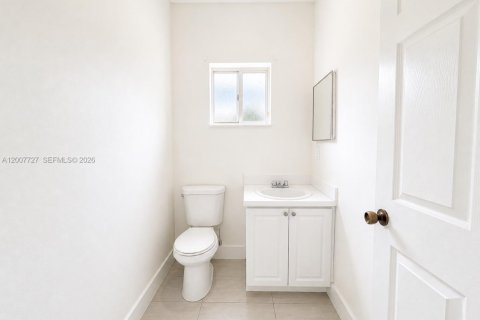 Casa en alquiler en Florida City, Florida, 4 dormitorios, 200.67 m2 № 2071683 - foto 6