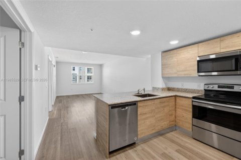 Condominio en alquiler en Orlando, Florida, 1 dormitorio № 2049051 - foto 17