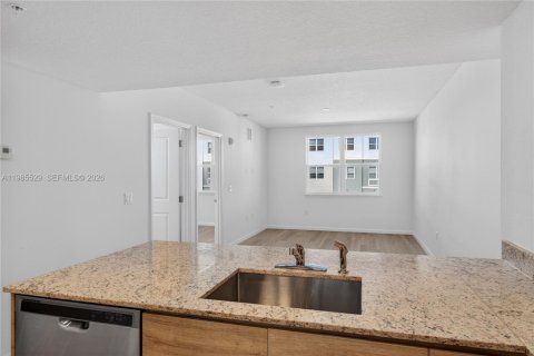Condominio en alquiler en Orlando, Florida, 1 dormitorio № 2049051 - foto 10
