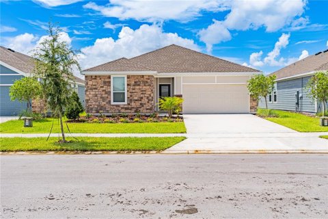 Casa en Kissimmee, Florida 3 dormitorios, 146.79 m2 № 2303023