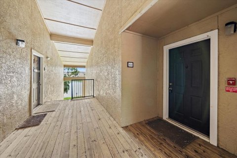 Condominio en alquiler en Sarasota, Florida, 3 dormitorios, 117.06 m2 № 1792859 - foto 2