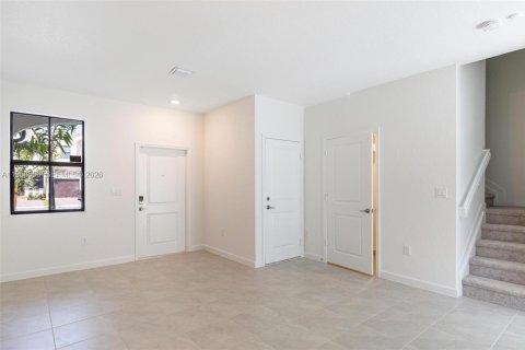 Adosado en venta en Homestead, Florida, 3 dormitorios, 166.85 m2 № 2017766 - foto 5